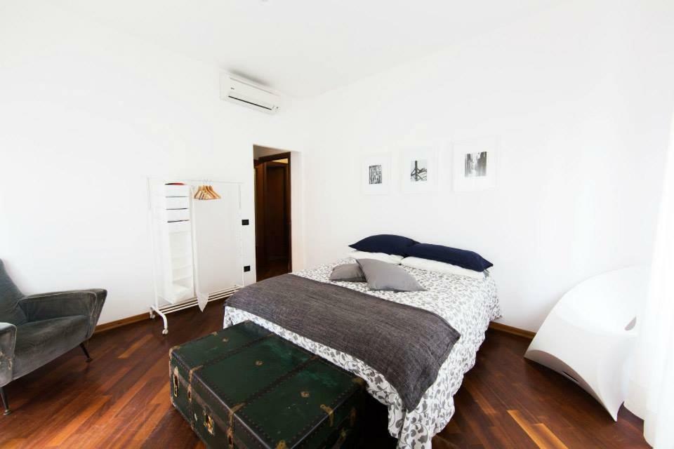 I Quattro Gattoni Hotel Naples Luaran gambar